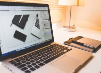 Aktualizacja licencji projektu – jak poinformować społeczność?