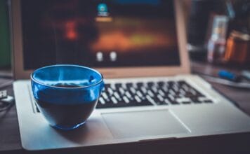 Klawiatura split-column z Hotswap – ZSA Voyager