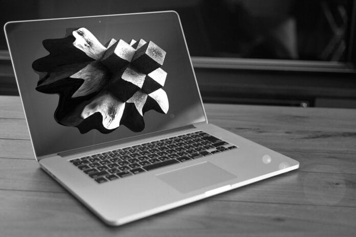 computer-1210791_1280