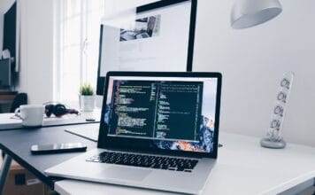 TorchServe vs. TensorFlow Serving: porównanie
